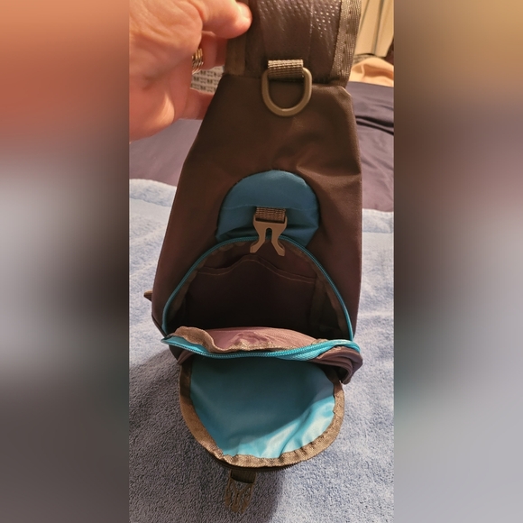 BOBO Outdoor Slingbag - Picture 3 of 5